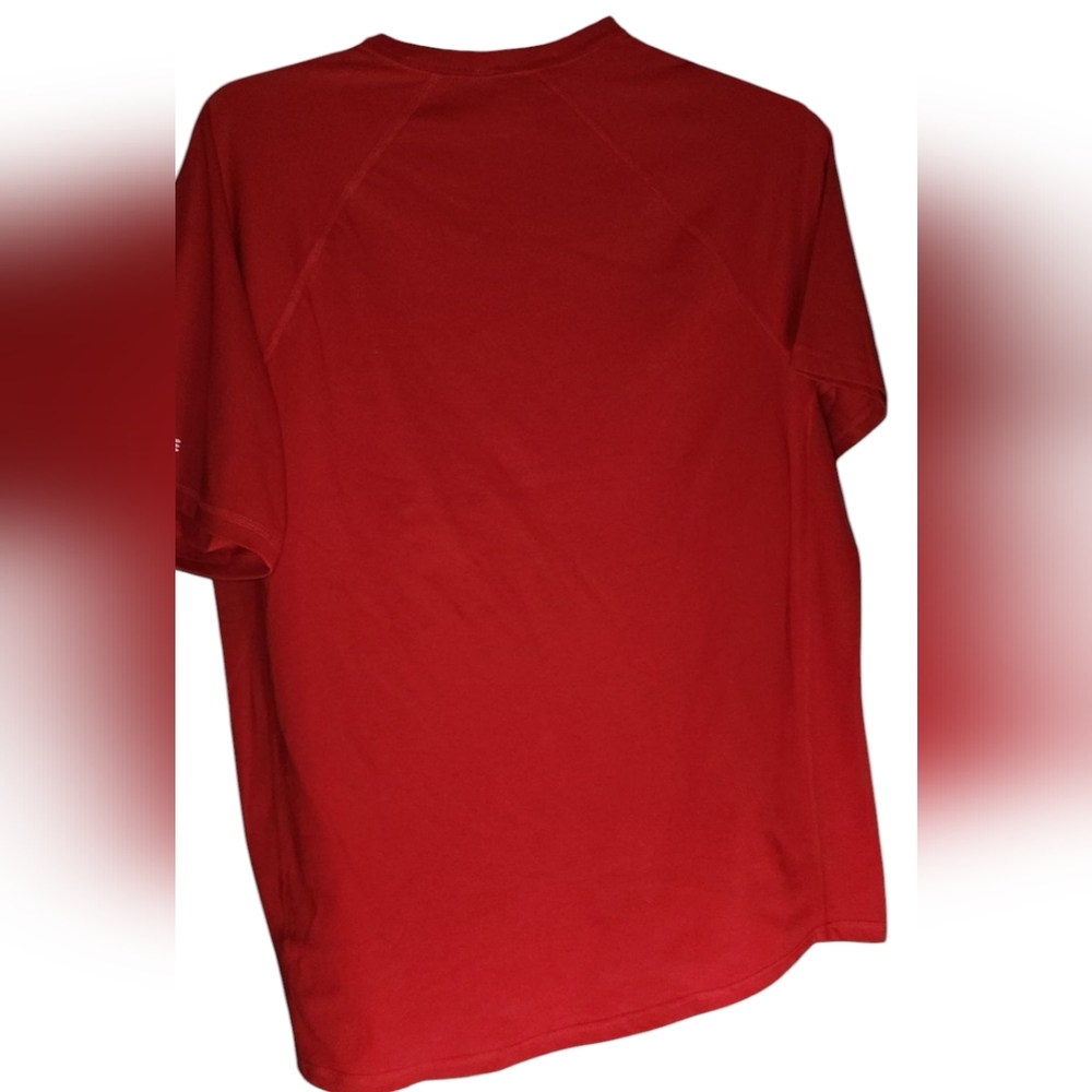 Carhartt Force Relaxed Fit Men's Midweight Red T-Shirt W Pocket - Picture 2 of 6